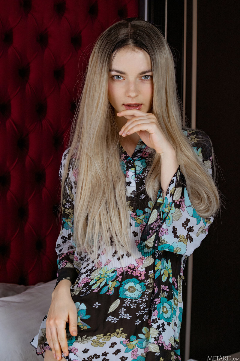 Лидия, 18